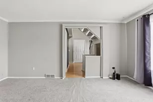 6258 Braiden Ct, Columbus, OH 43213 - Photo 3