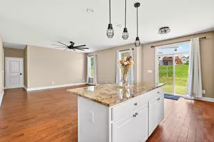 667 Green Forest Pl, Lithopolis, OH 43136 - Photo 17