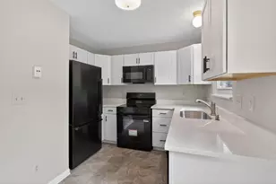 7894 Tuxford Ct, Columbus, OH 43085 - Photo 9