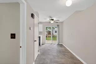 7894 Tuxford Ct, Columbus, OH 43085 - Photo 5