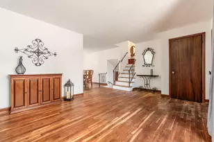 1289 Yellowwood Dr, Columbus, OH 43229 - Photo 7