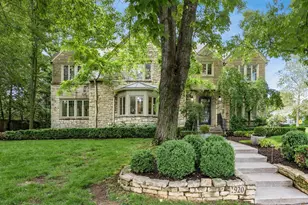 1920 Edgemont Rd, Upper Arlington, OH 43212 - Photo 1