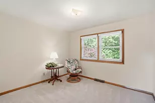 605 Kingfisher Dr, Westerville, OH 43082 - Photo 47