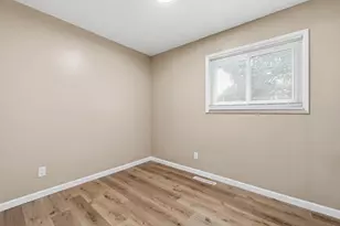 3621 Tylor Dr, Columbus, OH 43232 - Photo 15