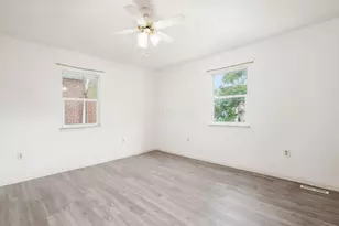 100 S Oakley Ave, Columbus, OH 43204 - Photo 11