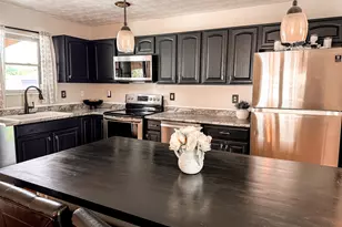 6397 Ambleside Dr, Columbus, OH 43229 - Photo 3