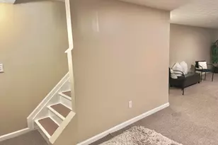 6397 Ambleside Dr, Columbus, OH 43229 - Photo 25