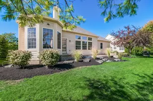 8066 Summerhouse Dr W, Dublin, OH 43016 - Photo 15