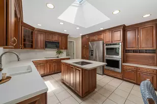 2869 N Star Rd, Columbus, OH 43221 - Photo 13