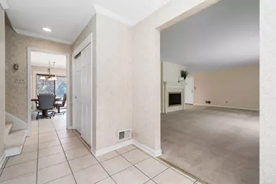 2869 N Star Road, Columbus, OH 43221 - Photo 17
