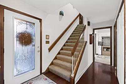 2093 Brookhurst Avenue #B, Columbus, OH 43229 - Photo 5