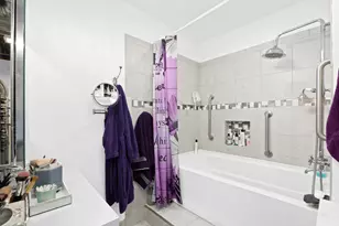 2093 Brookhurst Ave, Columbus, OH 43229 - Photo 21
