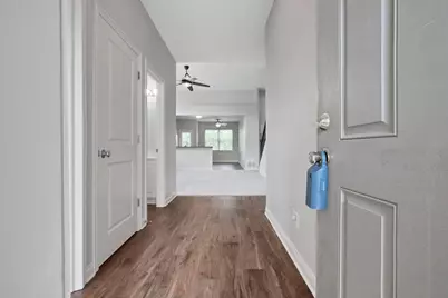 374 Hoskins Way, Columbus, OH 43213 - Photo 5