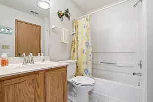 4837 Blendon Park Dr, Columbus, OH 43230 - Photo 23