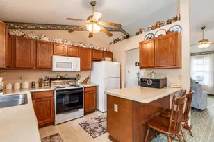 1950 Patrick Dr E, Newark, OH 43055 - Photo 9