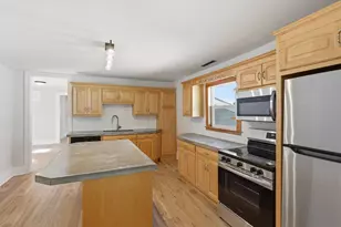 240 W 3rd St, Marysville, OH 43040 - Photo 13