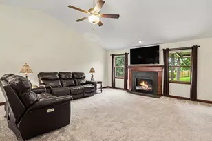 42 Millstone Cir, Pataskala, OH 43062 - Photo 9