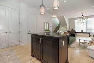 109 Aston Row Ln, Columbus, OH 43201 - Photo 15