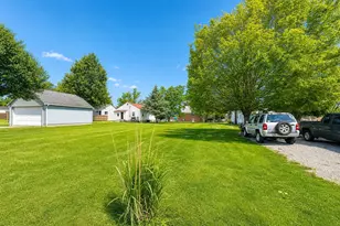 1109 Greenwood St, Bellefontaine, OH 43311 - Photo 37