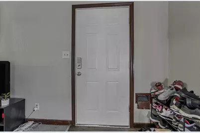 1751-1753 E Frankfort Street, Columbus, OH 43206 - Photo 5