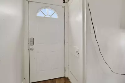 1303 E 22nd Avenue, Columbus, OH 43211 - Photo 7