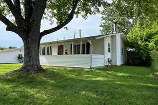7446 Saratoga Ave, Reynoldsburg, OH 43068 - Photo 3