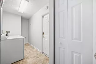 2619 Landings Way, Grove City, OH 43123 - Photo 13