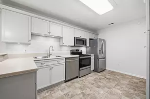 2619 Landings Way, Grove City, OH 43123 - Photo 9