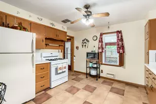 3119 Lotz Dr, Grove City, OH 43123 - Photo 9