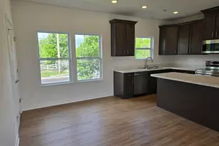 5600 Village Channel Dr, Canal Winchester, OH 43110 - Photo 7