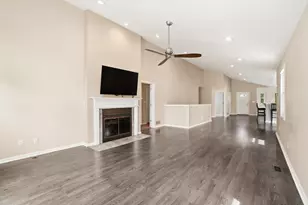 2583 W Choctaw Dr, London, OH 43140 - Photo 15