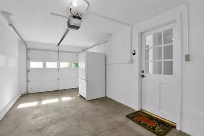 239 N Kellner Road, Columbus, OH 43209 - Photo 23