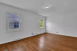 239 N Kellner Rd, Columbus, OH 43209 - Photo 3