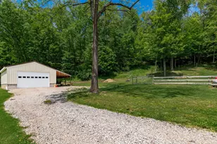 385 Irish Ridge Rd, Philo, OH 43771 - Photo 5