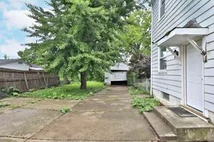 66 Demorest Rd, Columbus, OH 43204 - Photo 21