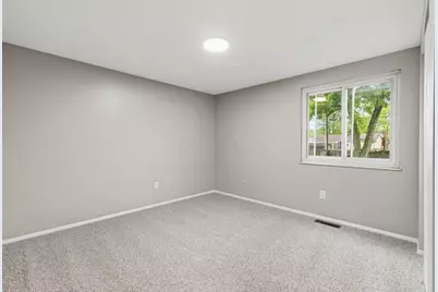 2127 Shawbury Court E, Columbus, OH 43229 - Photo 11