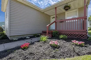 1010 E Locust St, Lancaster, OH 43130 - Photo 5