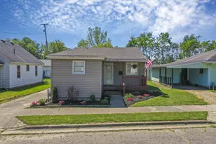 1010 E Locust St, Lancaster, OH 43130 - Photo 1
