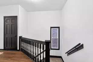686 S Champion Ave, Columbus, OH 43205 - Photo 19