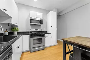 1092 Highland St, Columbus, OH 43201 - Photo 5