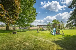 6520 Hall Rd, Centerburg, OH 43011 - Photo 27