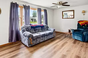 289 Elm St, Duncan Falls, OH 43734 - Photo 11