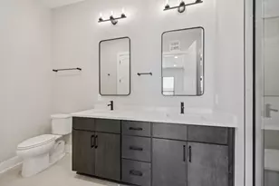 2842 Gunnison Dr, Columbus, OH 43228 - Photo 21