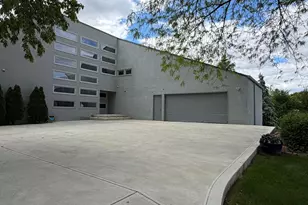 8575 Torwoodlee Ct, Dublin, OH 43017 - Photo 1