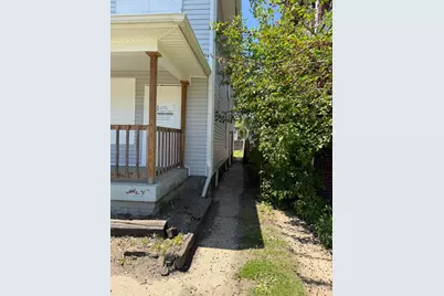 137 S Burgess Avenue, Columbus, OH 43204 - Photo 3
