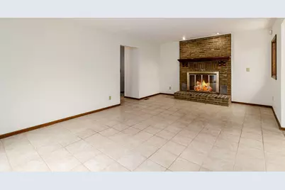 6886 Lakebrook Boulevard, Columbus, OH 43235 - Photo 21
