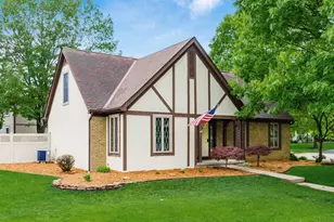 6886 Lakebrook Blvd, Columbus, OH 43235 - Photo 47