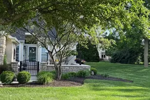 2637 Vi-Lilly Cir W, Grove City, OH 43123 - Photo 19