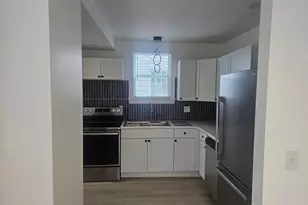1472 E 25th Ave, Columbus, OH 43211 - Photo 9