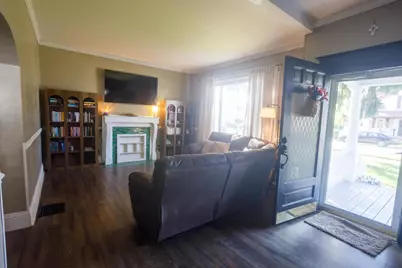 135 W Mound Street, South Charleston, OH 45368 - Photo 5